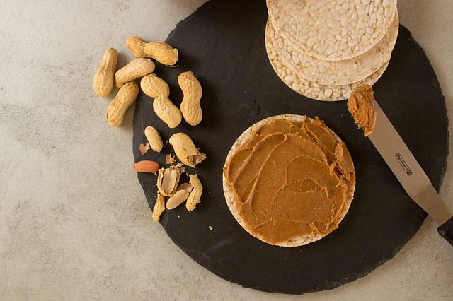 best time to eat peanut butter