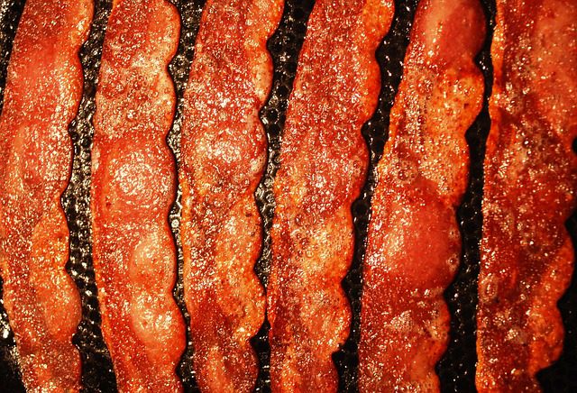 Can You Reheat Bacon?